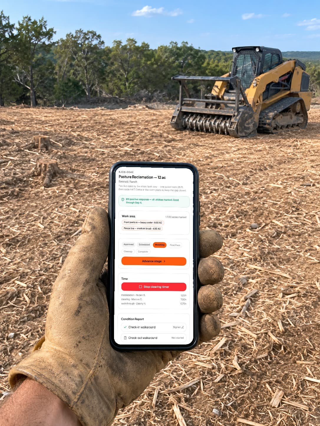 The crew work link on the tract — timer, 811 status, and QC in one thumb reach.